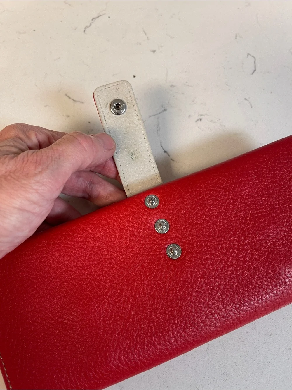 Levenger Red Leather Folded Travel Snap Trifold Jewelry Roll Case - Tech Case